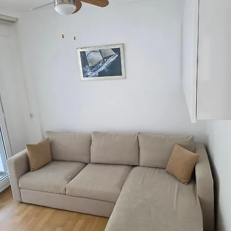 Sevinc Akasya House *