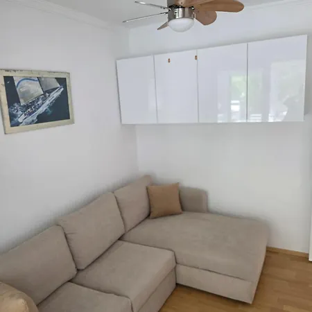 아파트 Sevinc Akasya House Milas